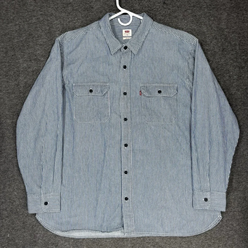 Levis levis shirt